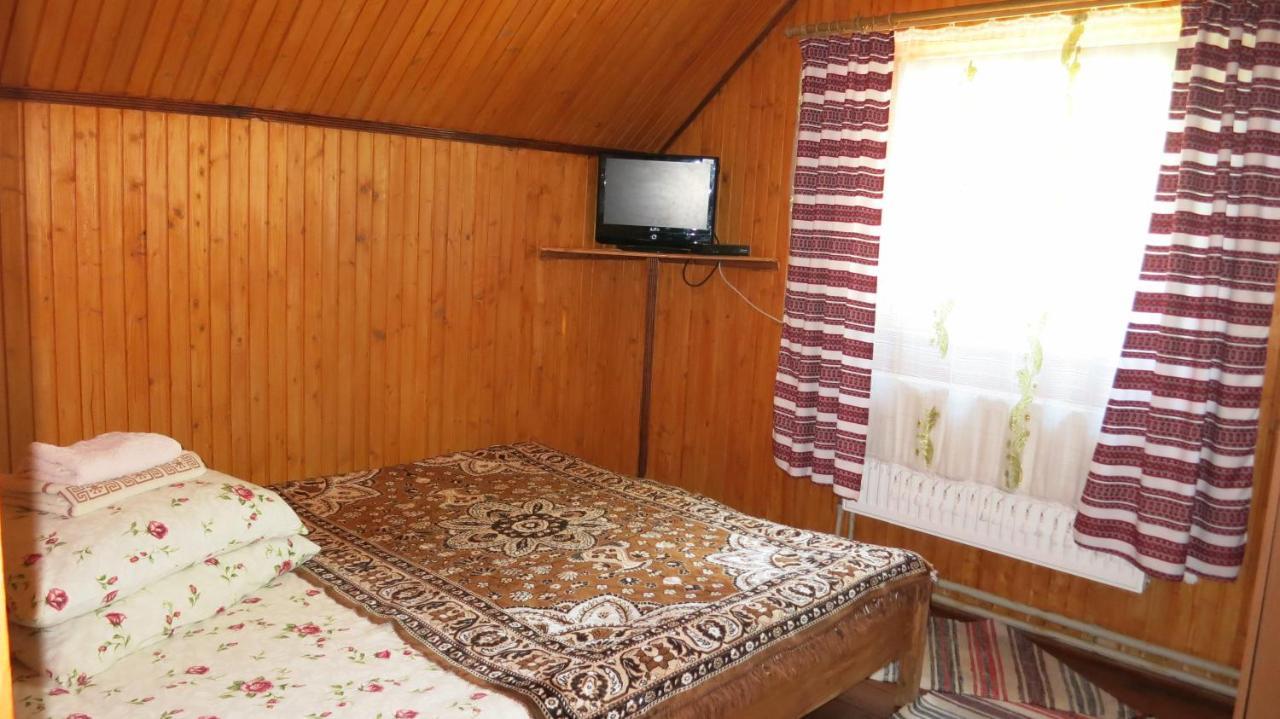 Cottage V Gorakh Izki Esterno foto