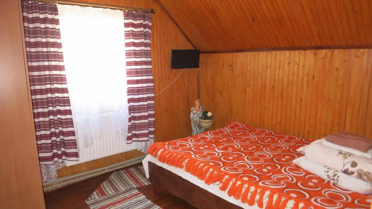 Cottage V Gorakh Izki Esterno foto