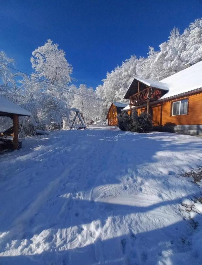 Cottage V Gorakh Izki Esterno foto